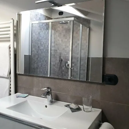 Feriehus Lake Como Apartments *