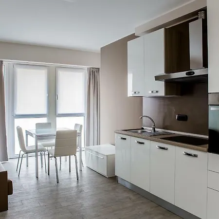 Lake Como Apartments Prázdninový dům