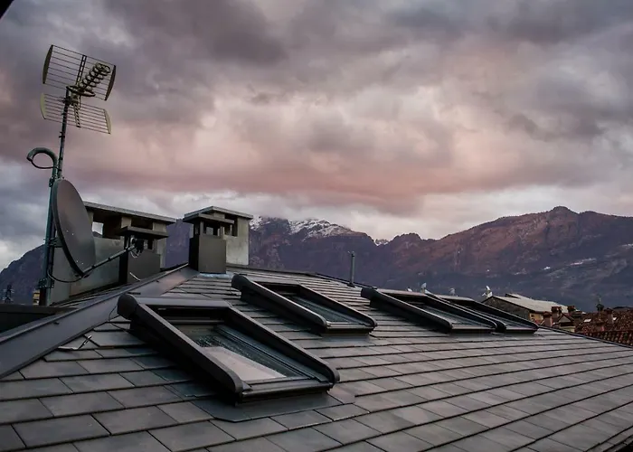 بيت للعطل Lake Como Apartments *